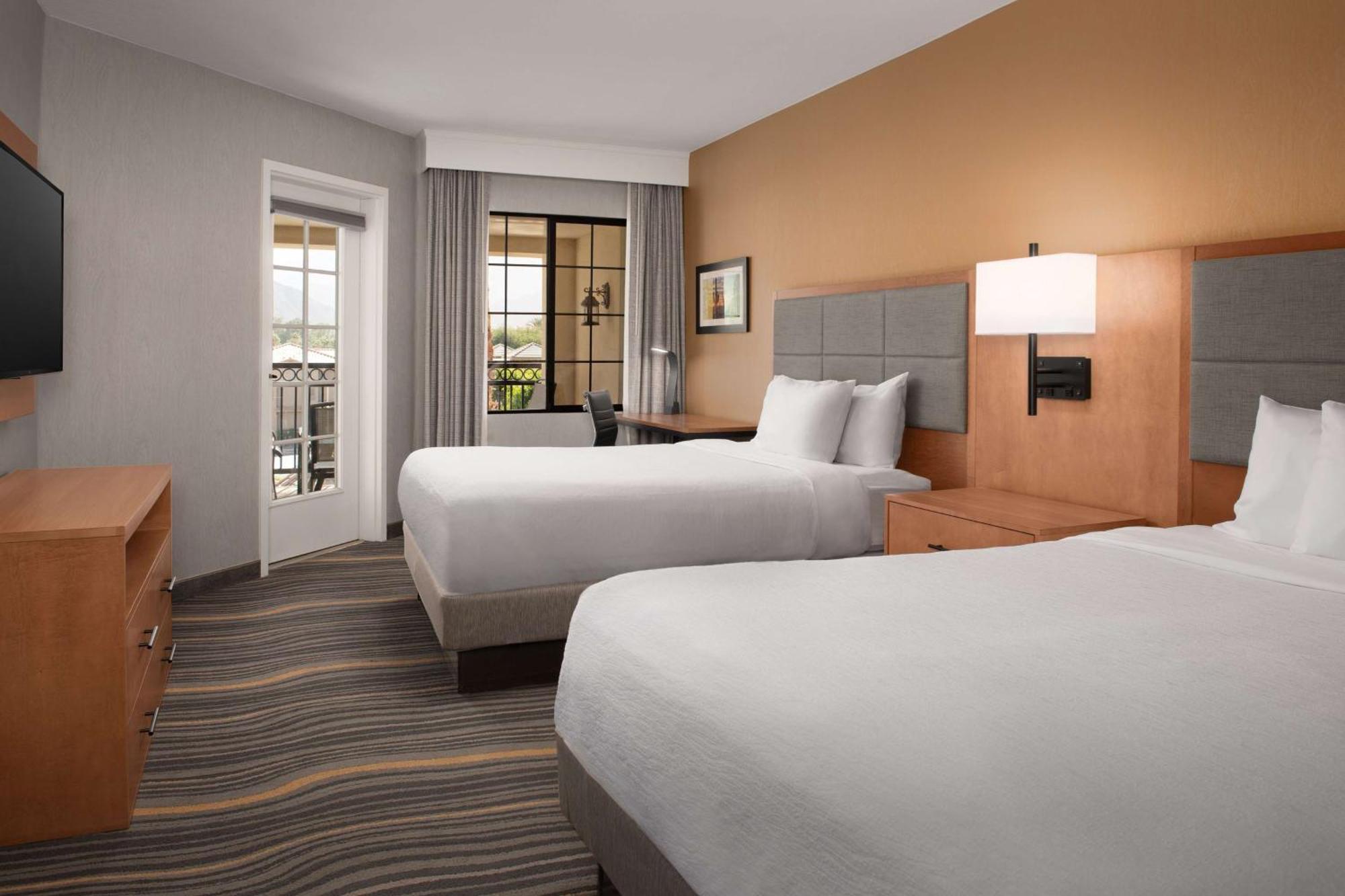 Corner Queen Room Two Queen Beds,1588092634:JPEG